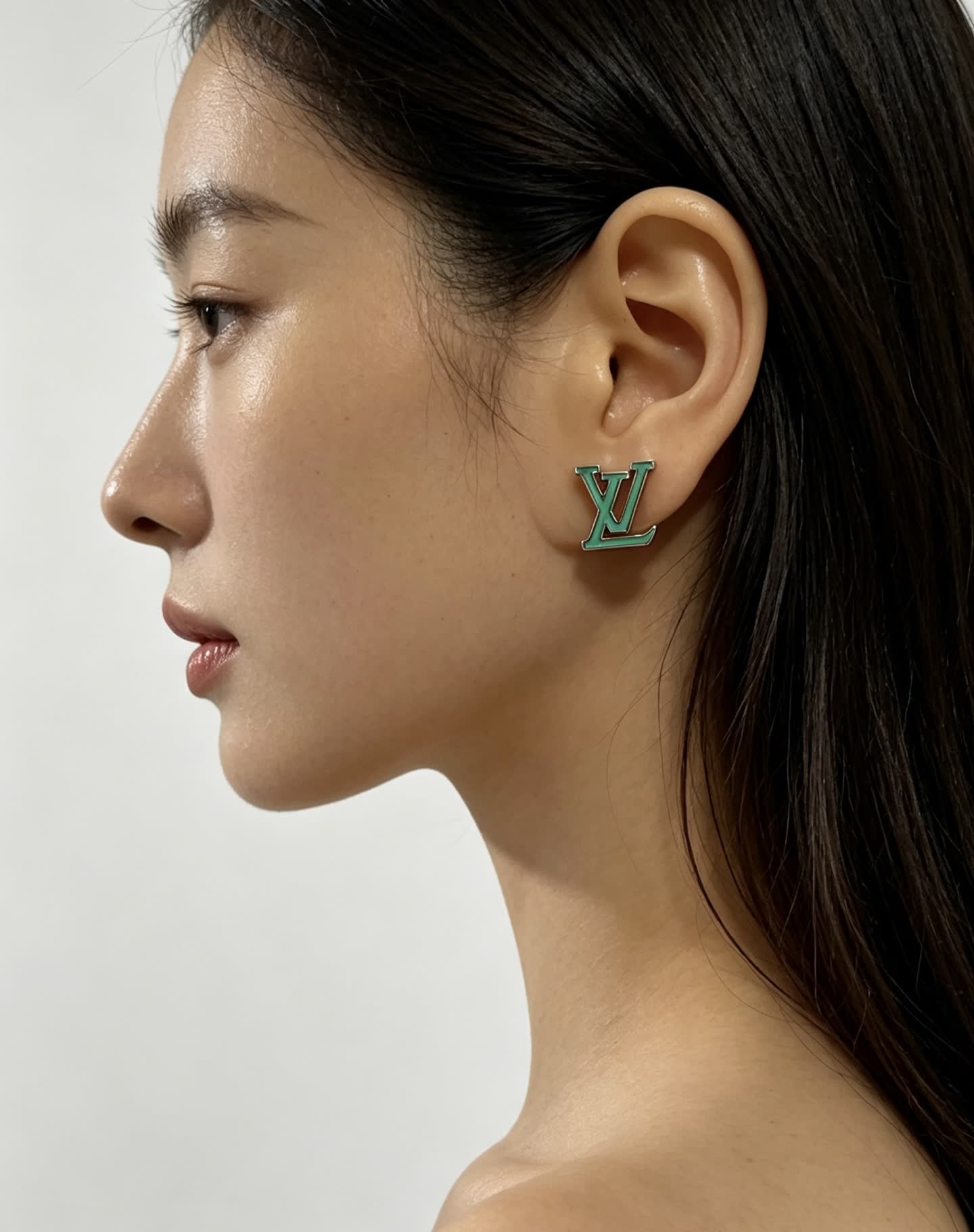Louis Vuitton Monogram World Tour Earrings